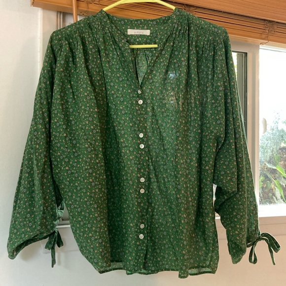 Doen O'Keefe in Green Martha's Garden - Picture 4 of 17